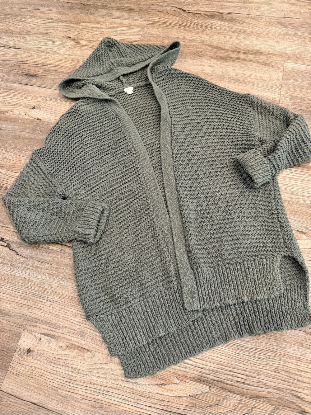 Aerie Olive Hooded Knit Cardigan Open Front Oversized Chunky Knit Beach Surfer
